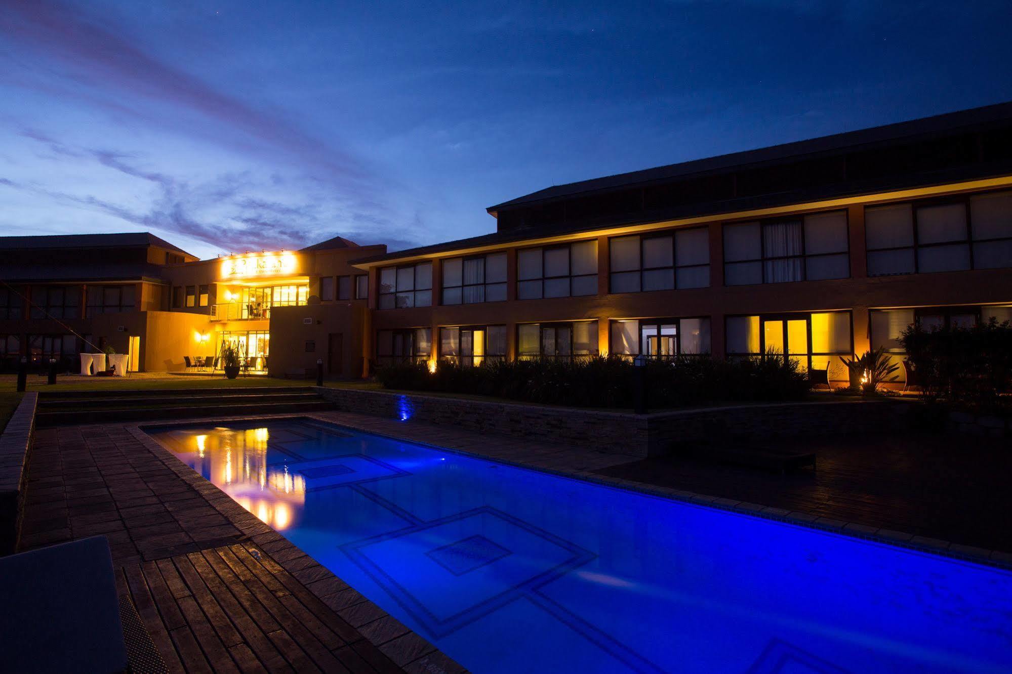 พากาเลน กอล์ฟ เอสเตท โฮเต็ล รีสอร์ต Hotel กาโบโรเน ภายนอก รูปภาพ